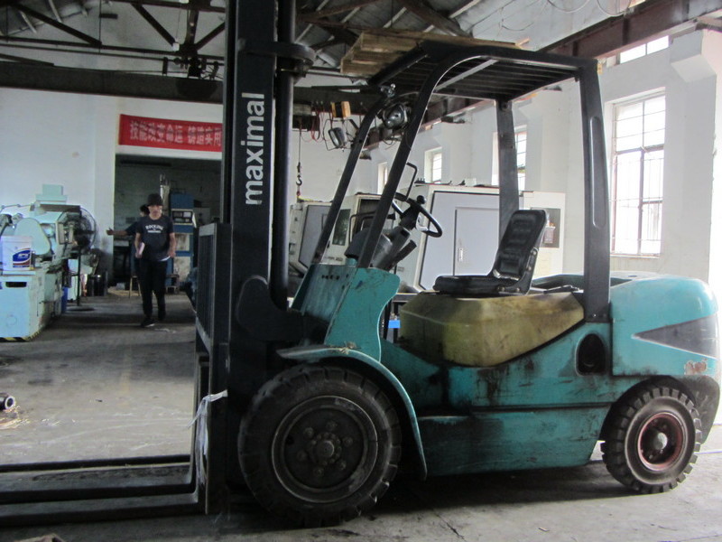 叉车