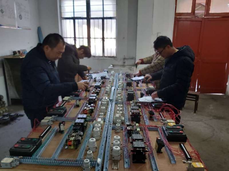电工培训中-04