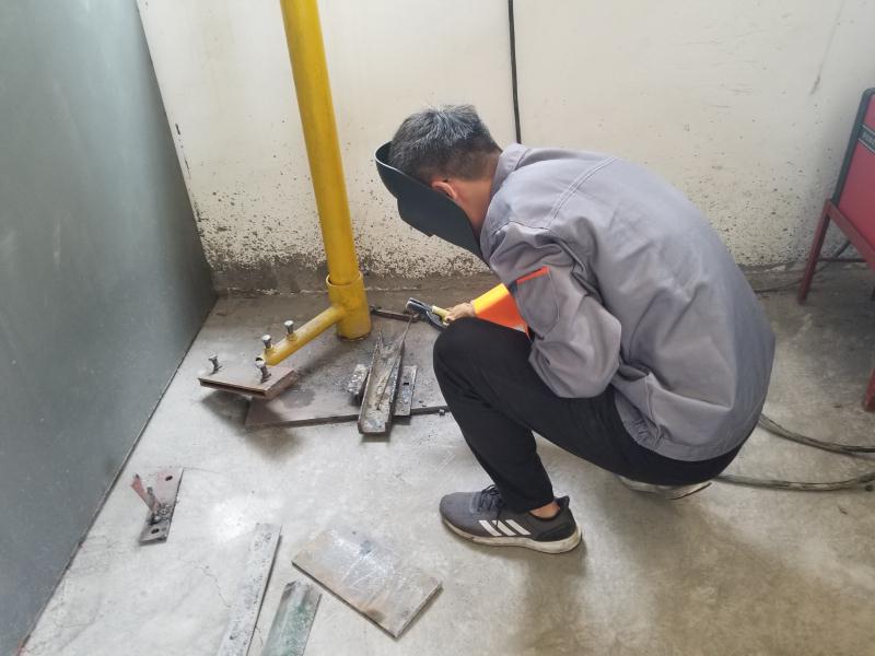 焊工培训中-06
