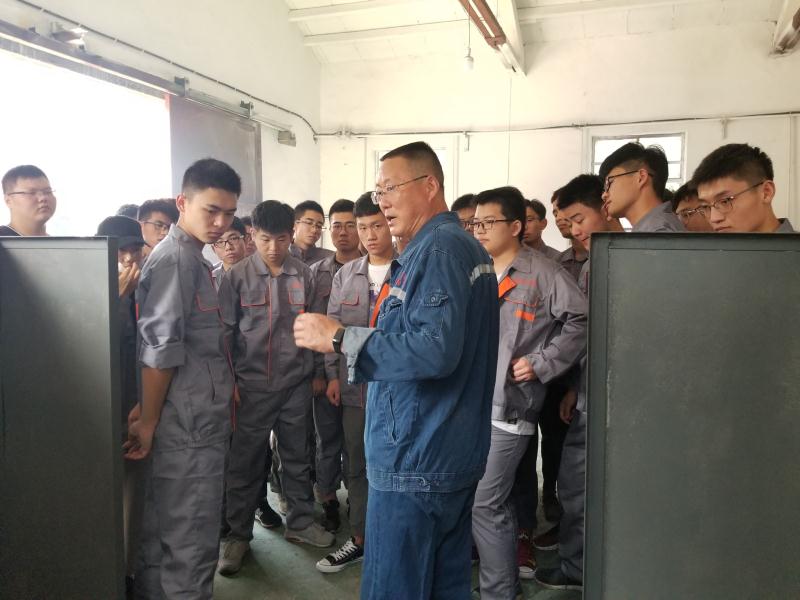 焊工培训中-10